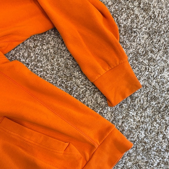 Nike WNBA Orange Hoodie with White Graphic - Picture 6 of 11